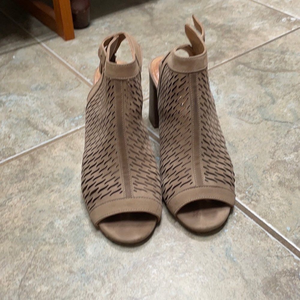 Brown heels size 8